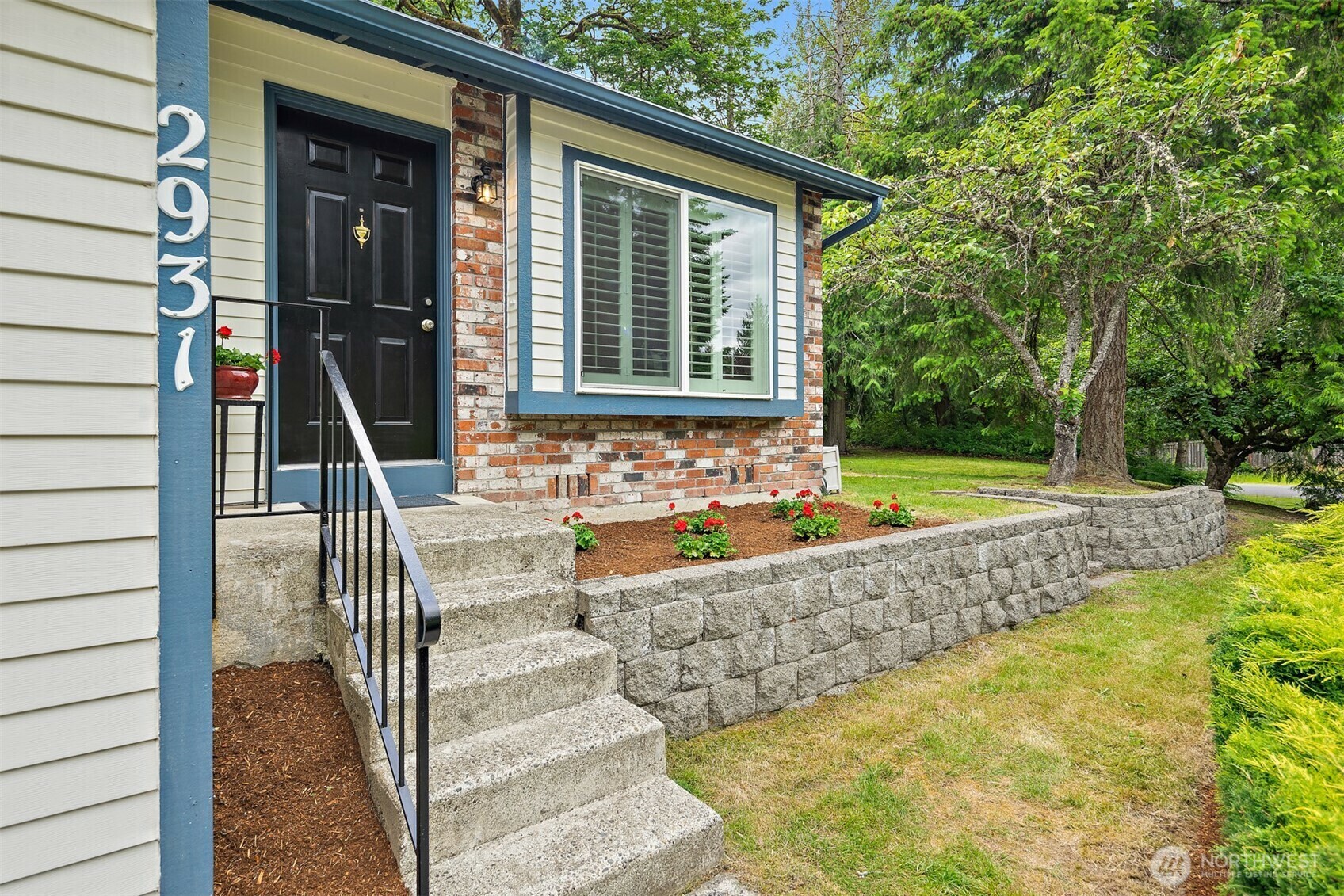Property Photo: 2931 230th Avenue NE WA 98074