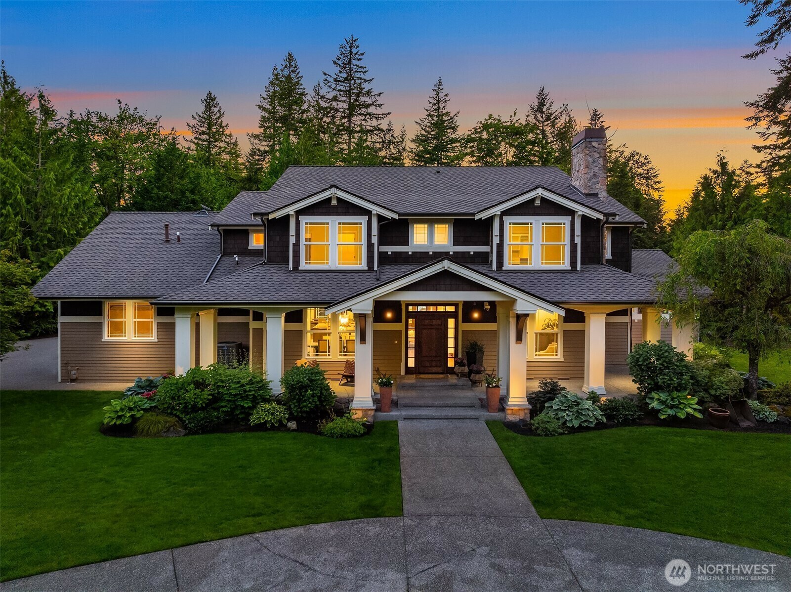 Property Photo: 22217 255th Avenue SE WA 98038