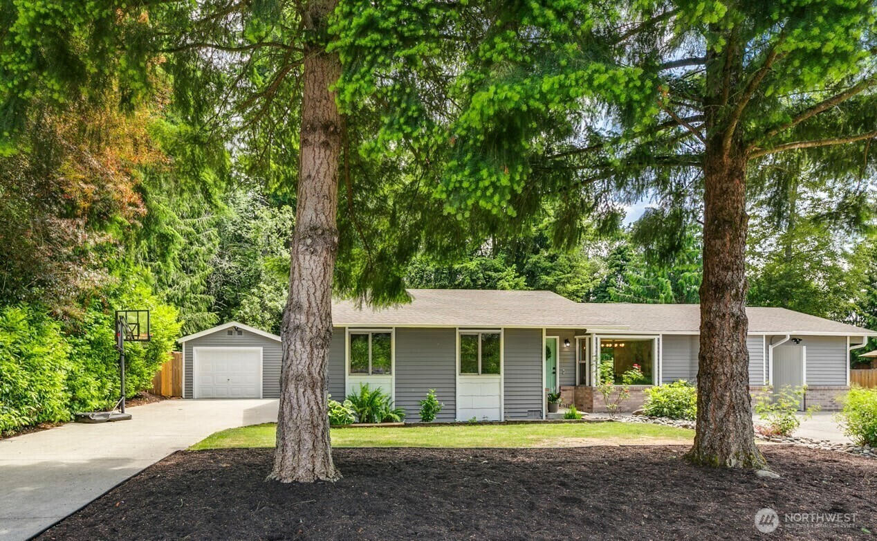 Property Photo: 1728 106th Street SW WA 98204