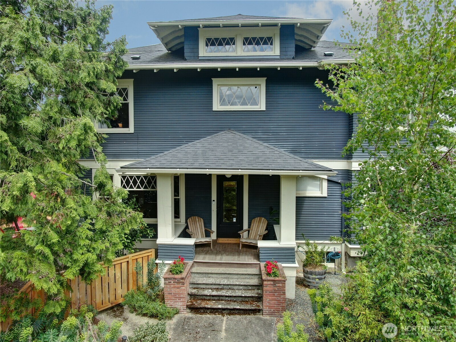 5202 S Holly Street  Seattle WA 98118 photo
