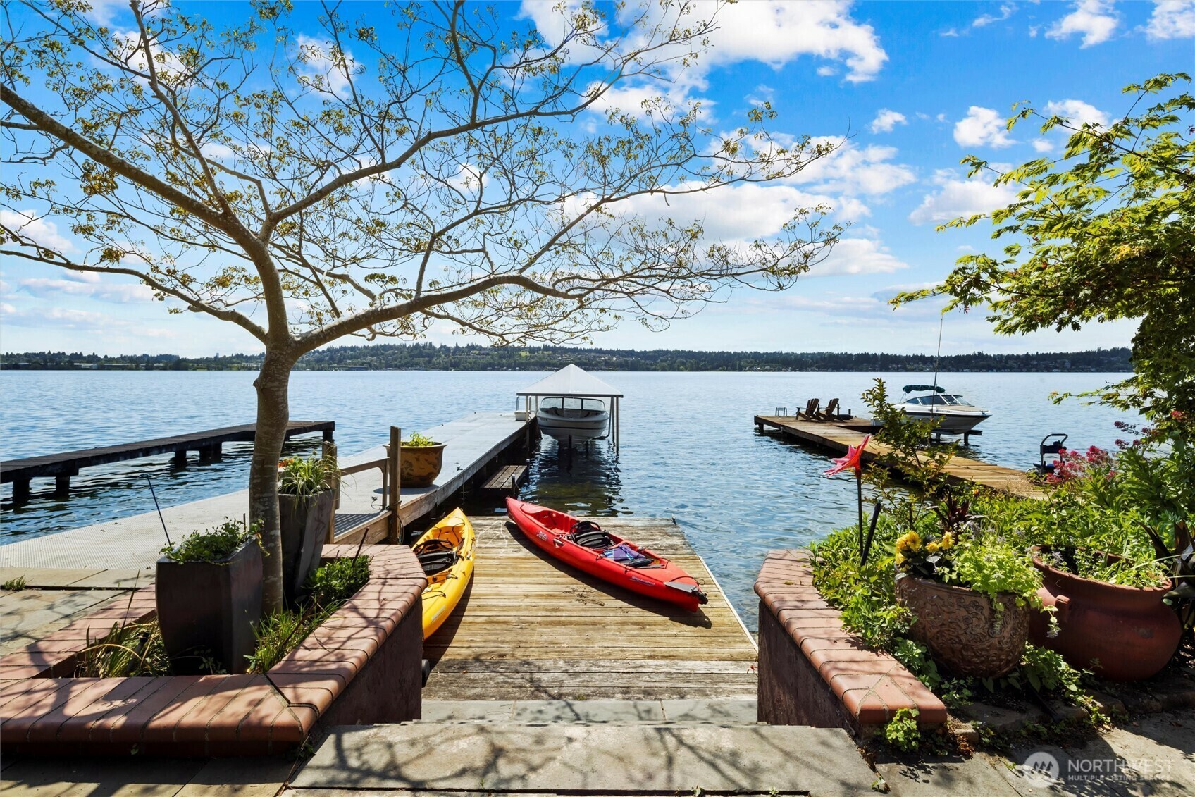 Property Photo: 11047 Champagne Point Road NE WA 98034