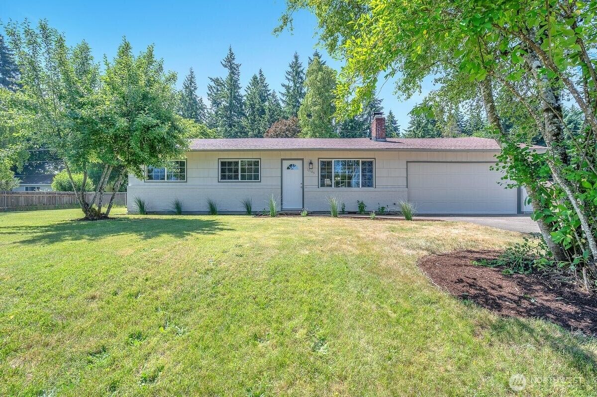 Property Photo: 10105 NE 59th Street WA 98662