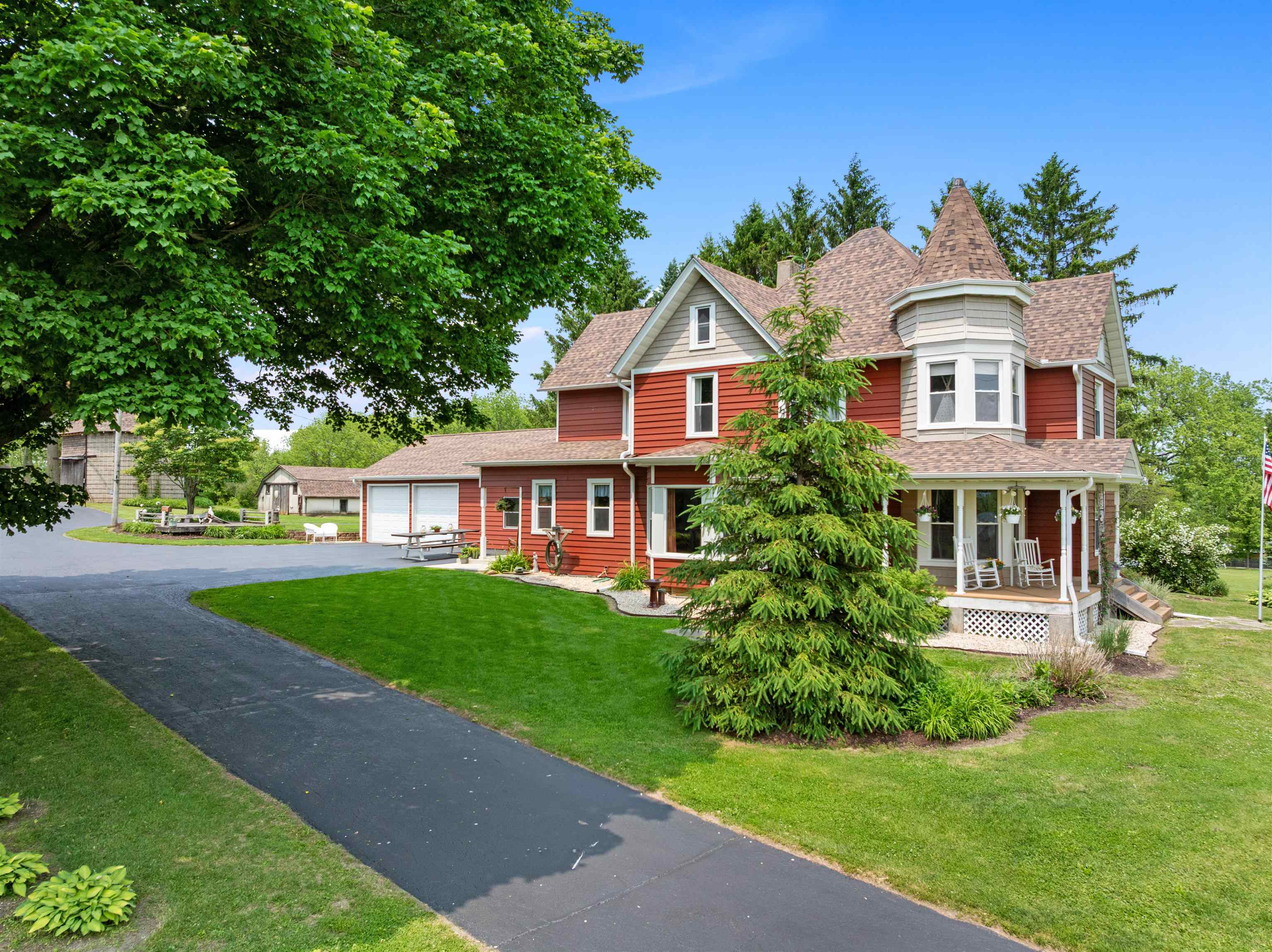 Property Photo: