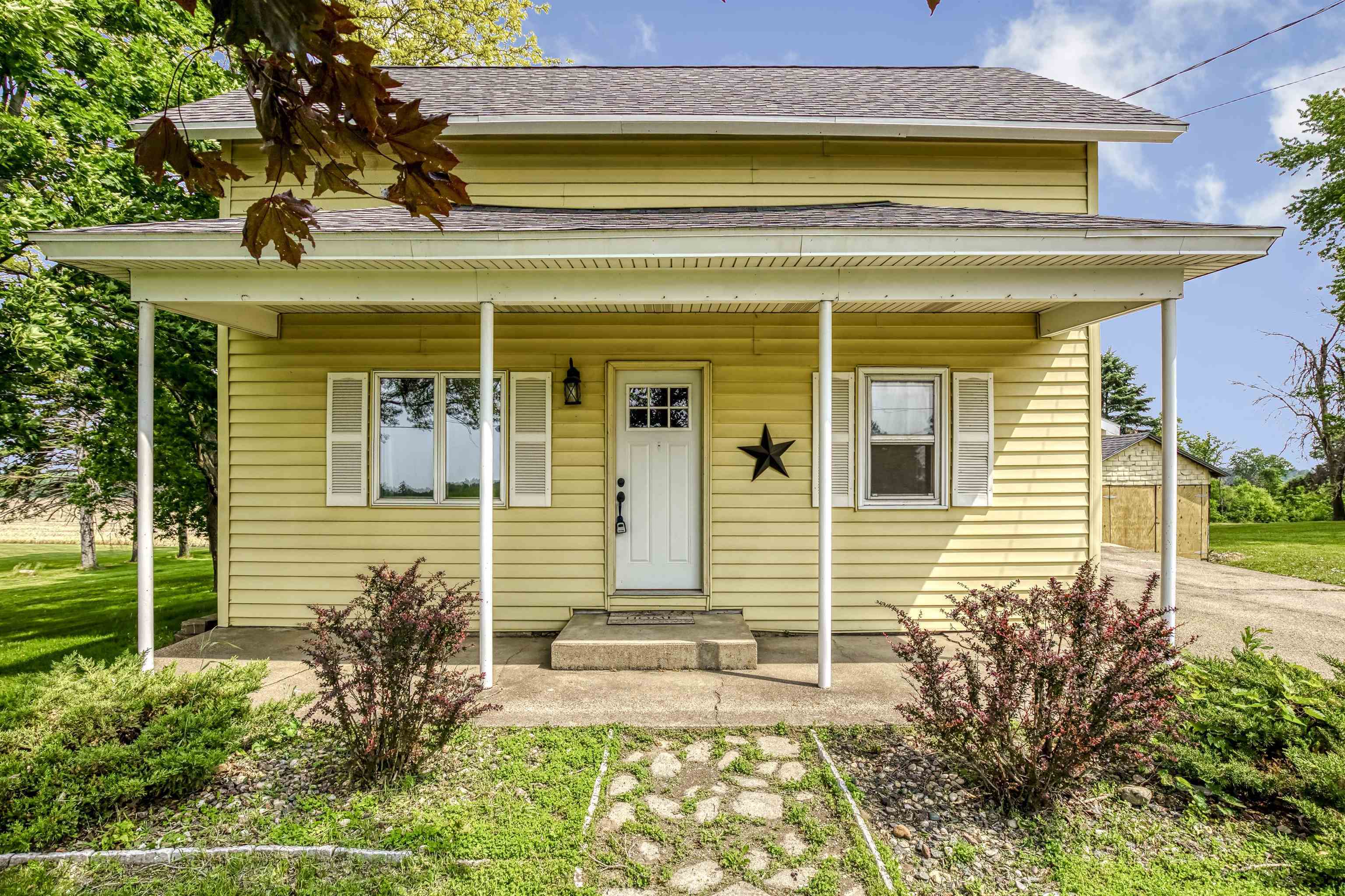 Property Photo: N3438 State Rd 76 WI 54944