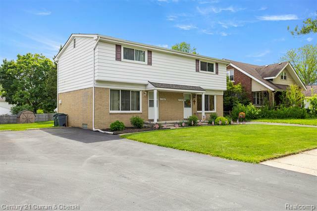 Property Photo: 11706 Riverside Drive MI 48170