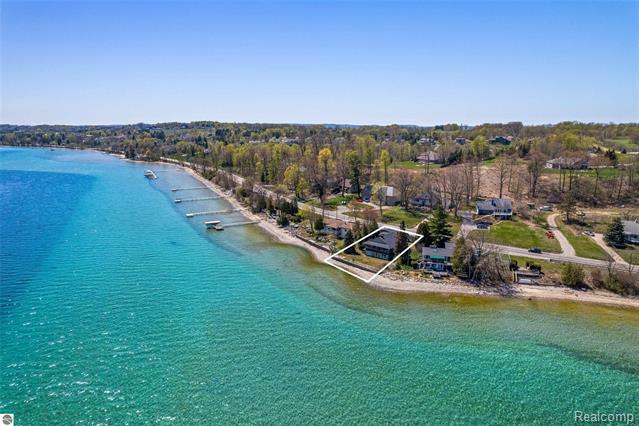 Property Photo: 9428 Center Road MI 49686