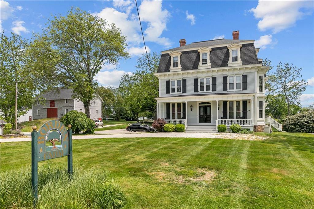 Property Photo: 2951 East Main Road 2 RI 02871