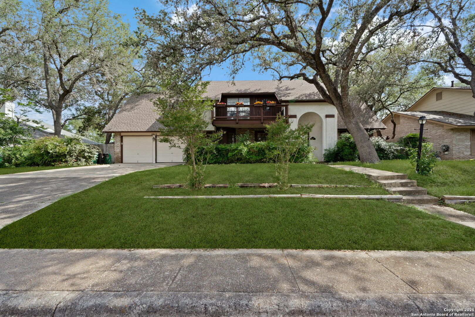 Property Photo: 2822 Low Oak TX 78232