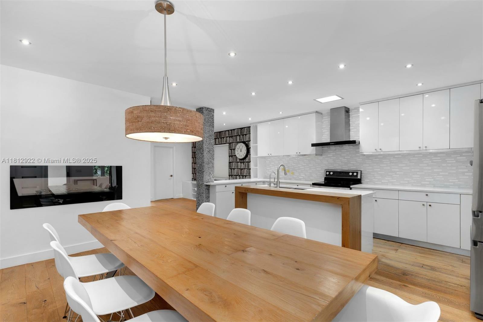 Property Photo: 646 NE 83rd St FL 33138