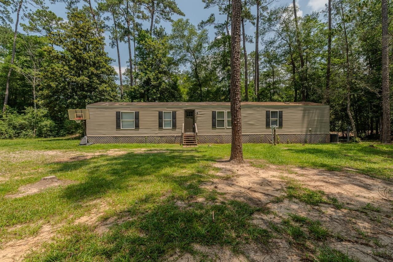 Property Photo: 7919 Hwy. 12 TX 77632