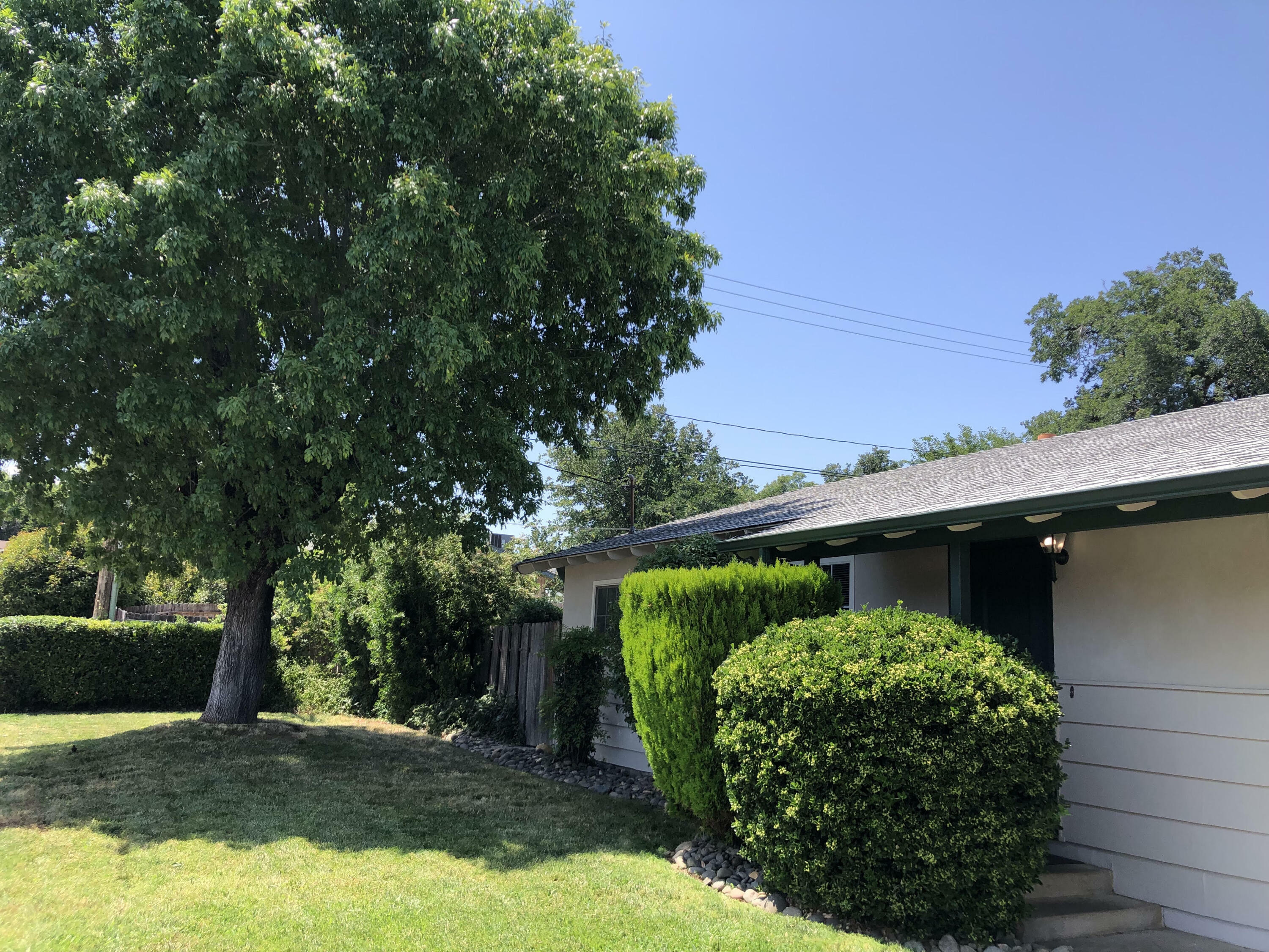 Property Photo: 4200 Travona Street CA 96001