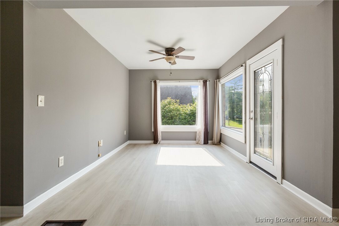 Property Photo: 805 E Walnut Street IN 47112