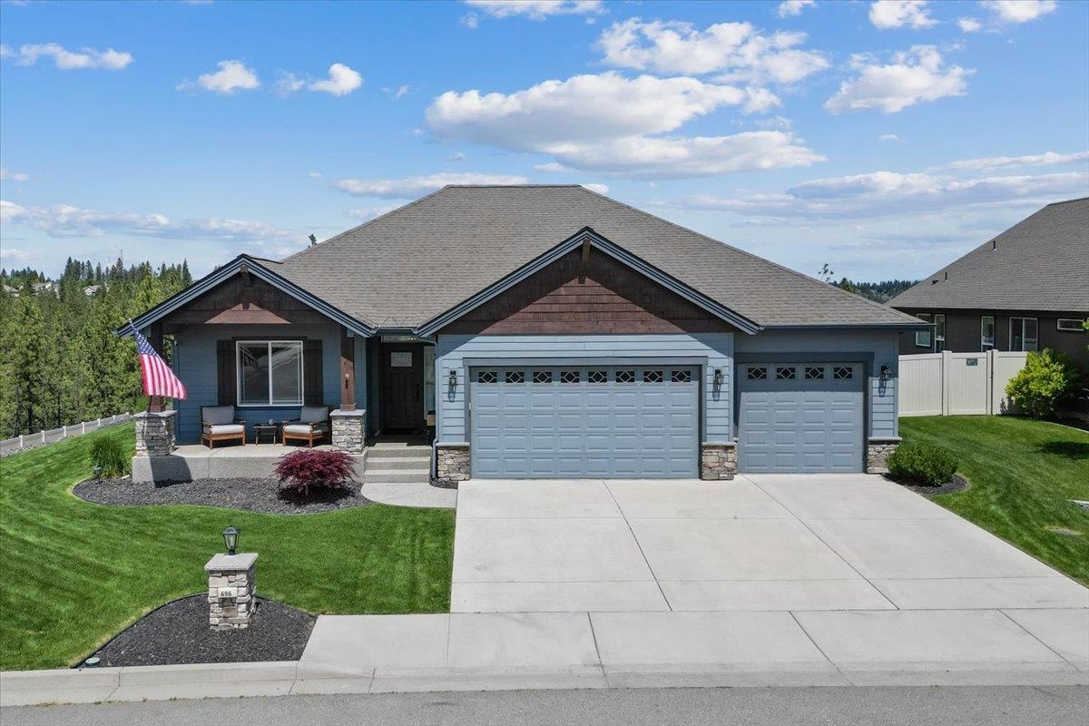 Property Photo: 696 W Basalt Ridge Dr WA 99224