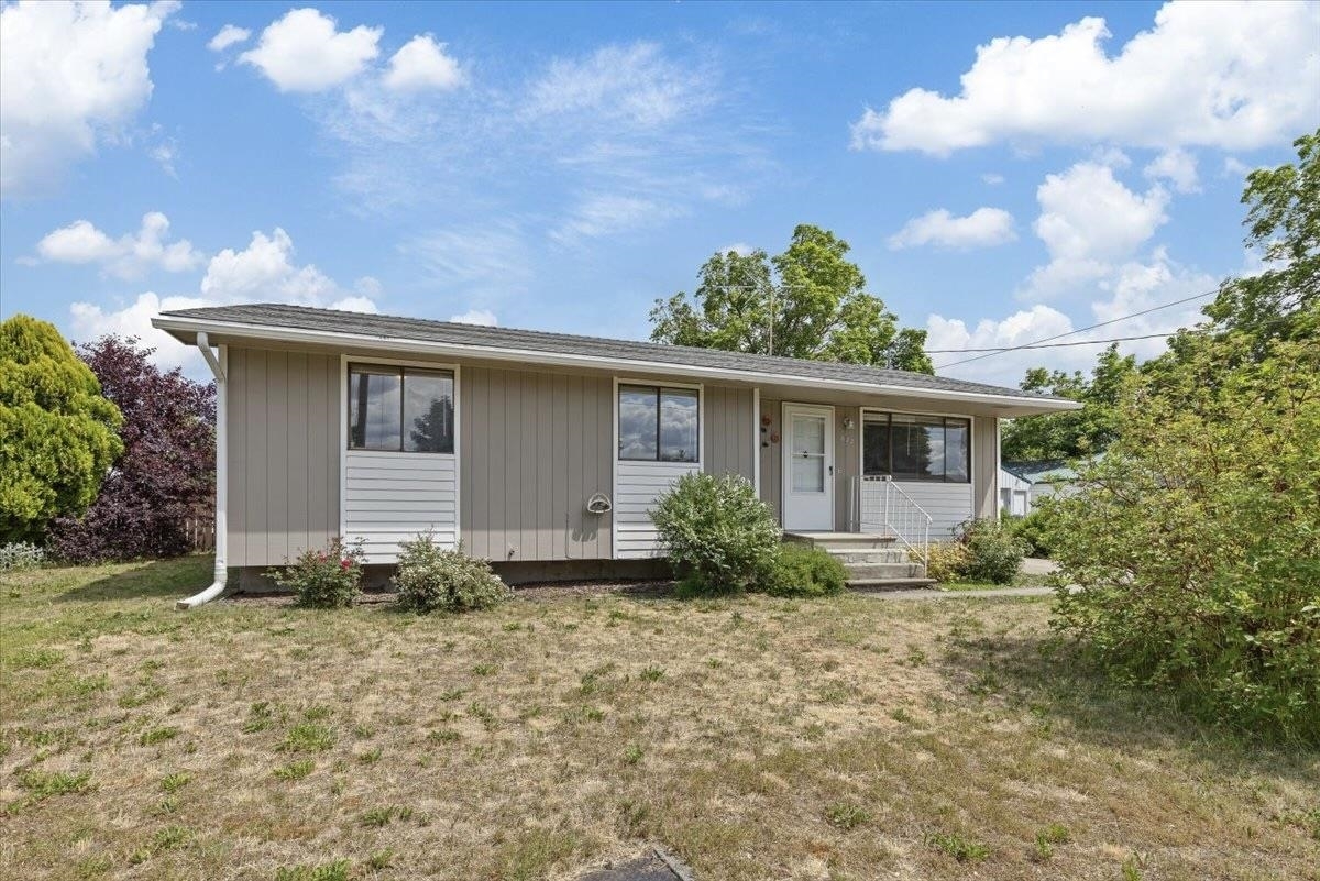Property Photo: 622 N Dick Rd WA 99212