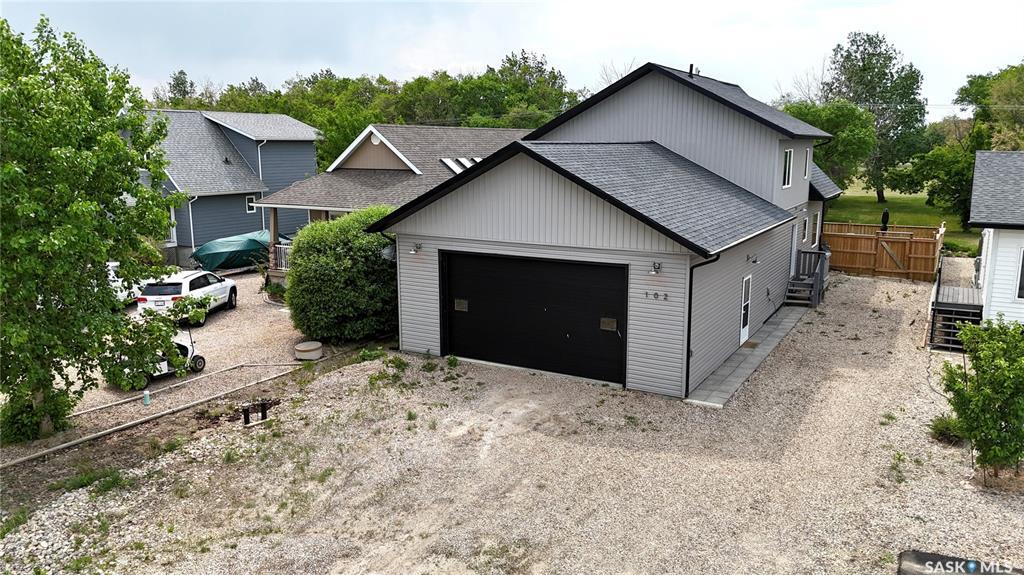 Property Photo: 102 Lakeside Road SK S0H 1J0