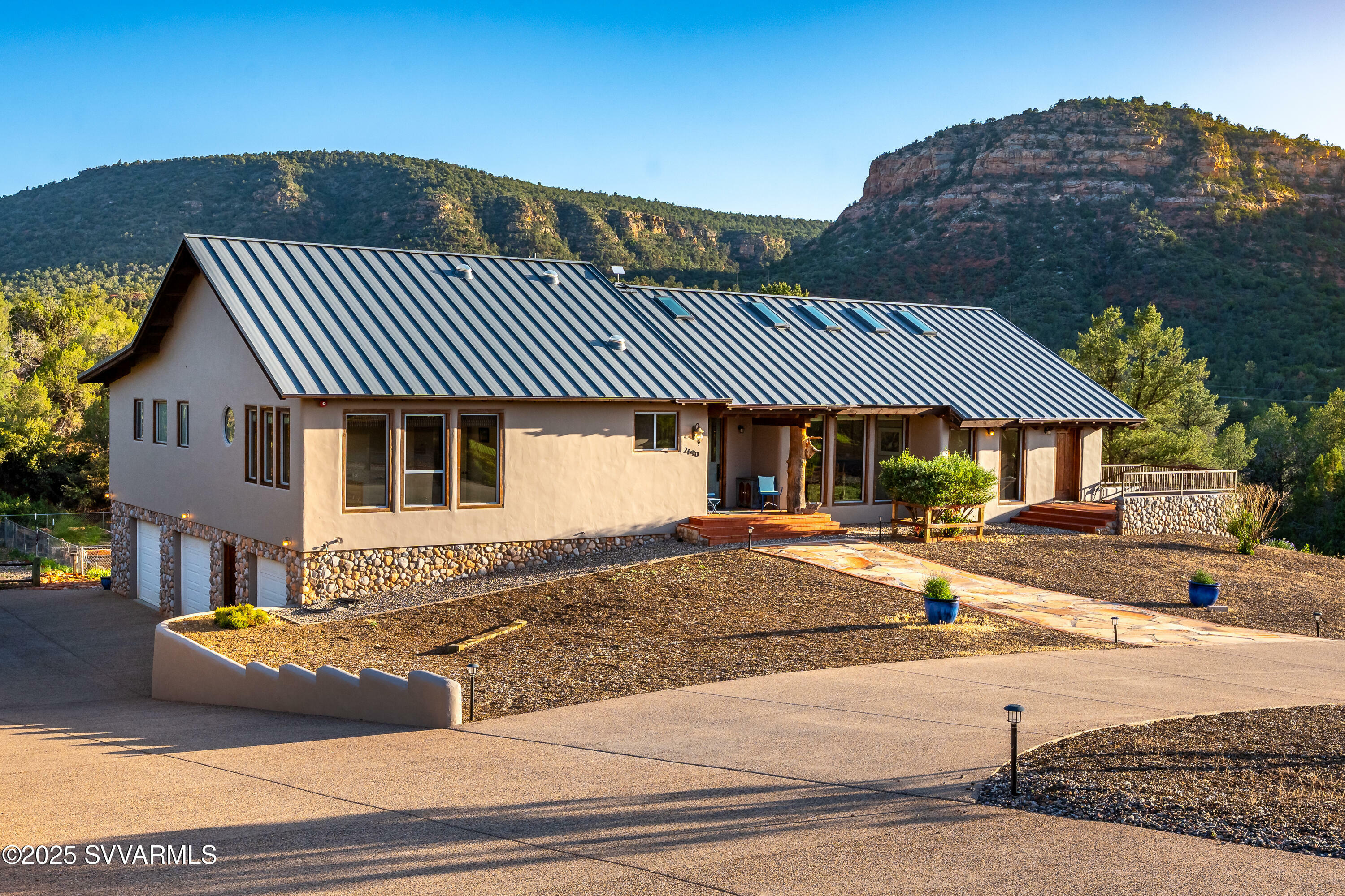 Property Photo: 2690 Verde Valley School Rd AZ 86351