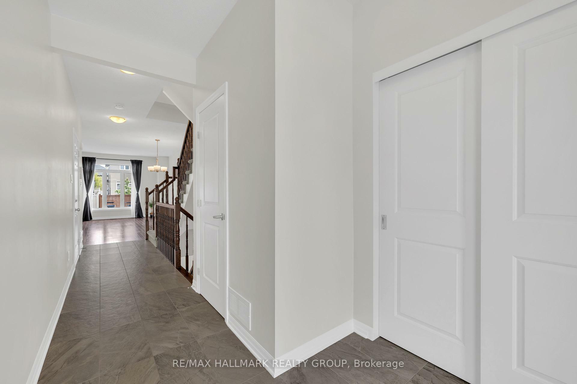Property Photo: 1022 Cobble Hill Drive ON K2J 0J7