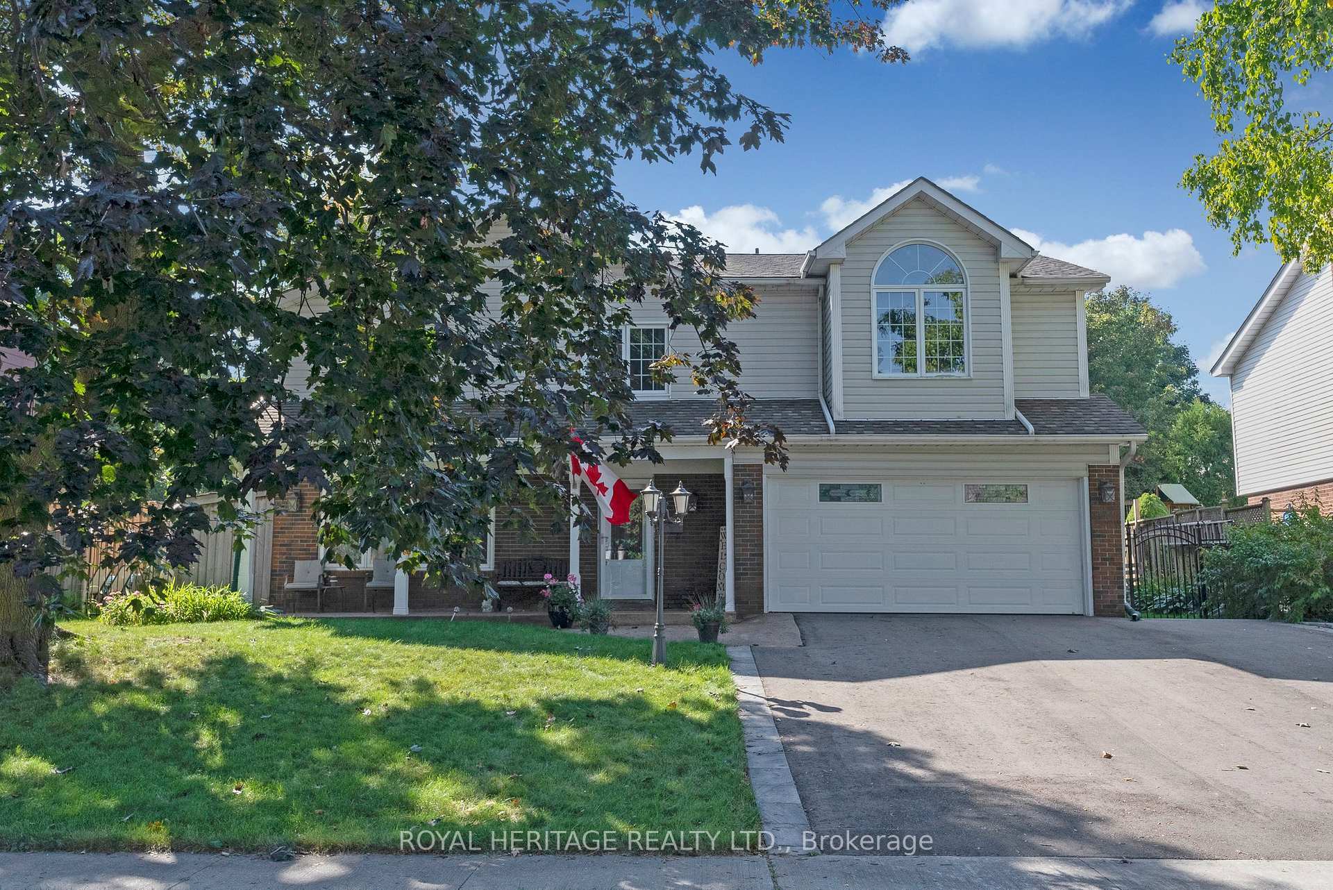 Property Photo: 314 St Lawrence Street ON L1N 1H1