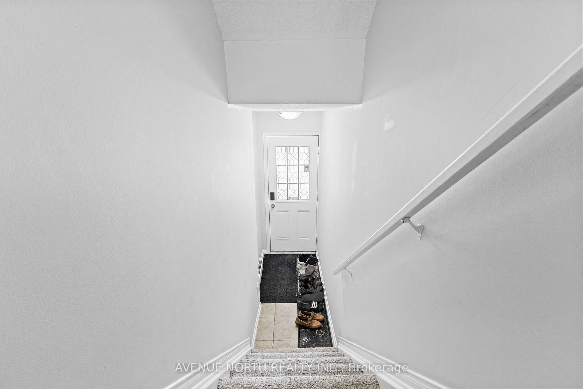 Property Photo: 130 Berrigan Drive 76 ON K2J 0J3