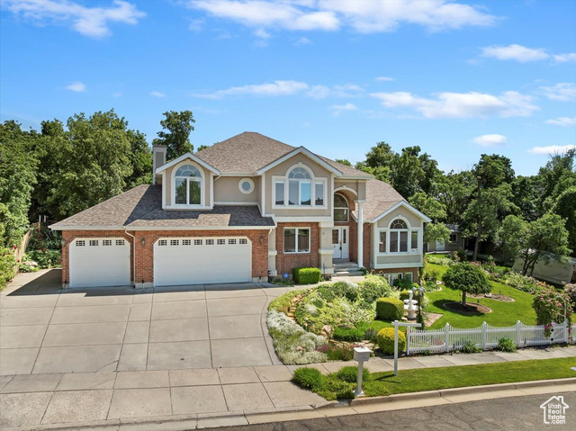 Property Photo: 982 Windsor Ln UT 84037