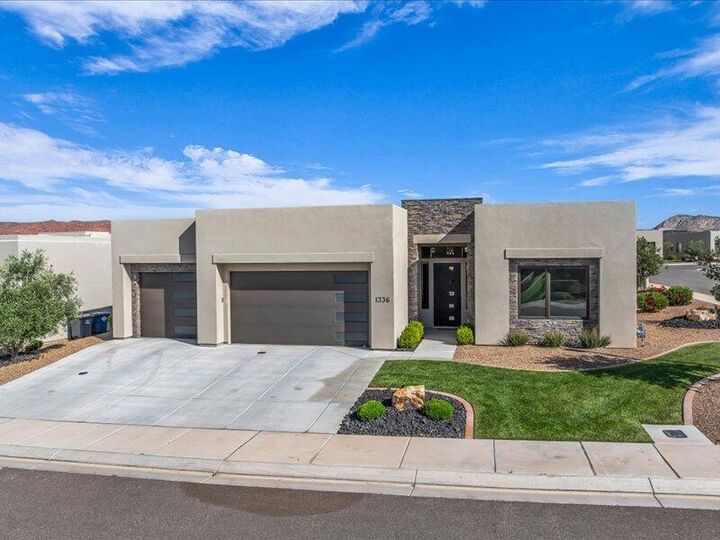 Property Photo:  1336 Firepit Knoll Dr  UT 84790 