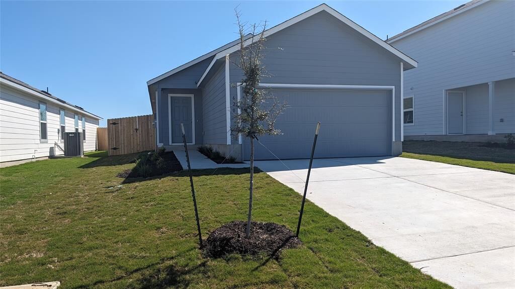 Property Photo:  620 Marty Allen Loop  TX 76537 