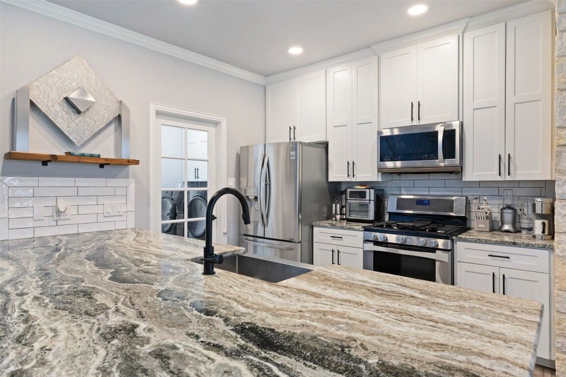 Property Photo: 134 Prairie Springs Cove TX 78626