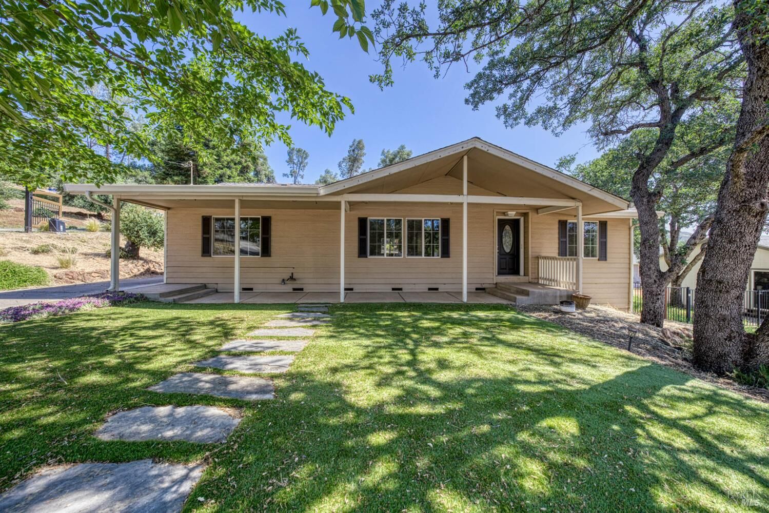 Property Photo: 20250 Heartwood Court CA 95467