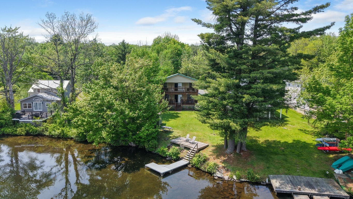 Property Photo:  294 Locust Lane Lane  PA 18465 