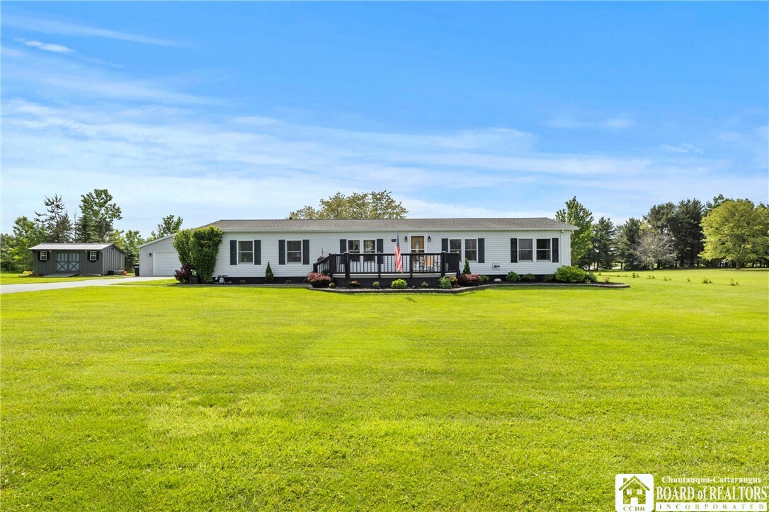 Property Photo: 9965 Farel Road NY 14063