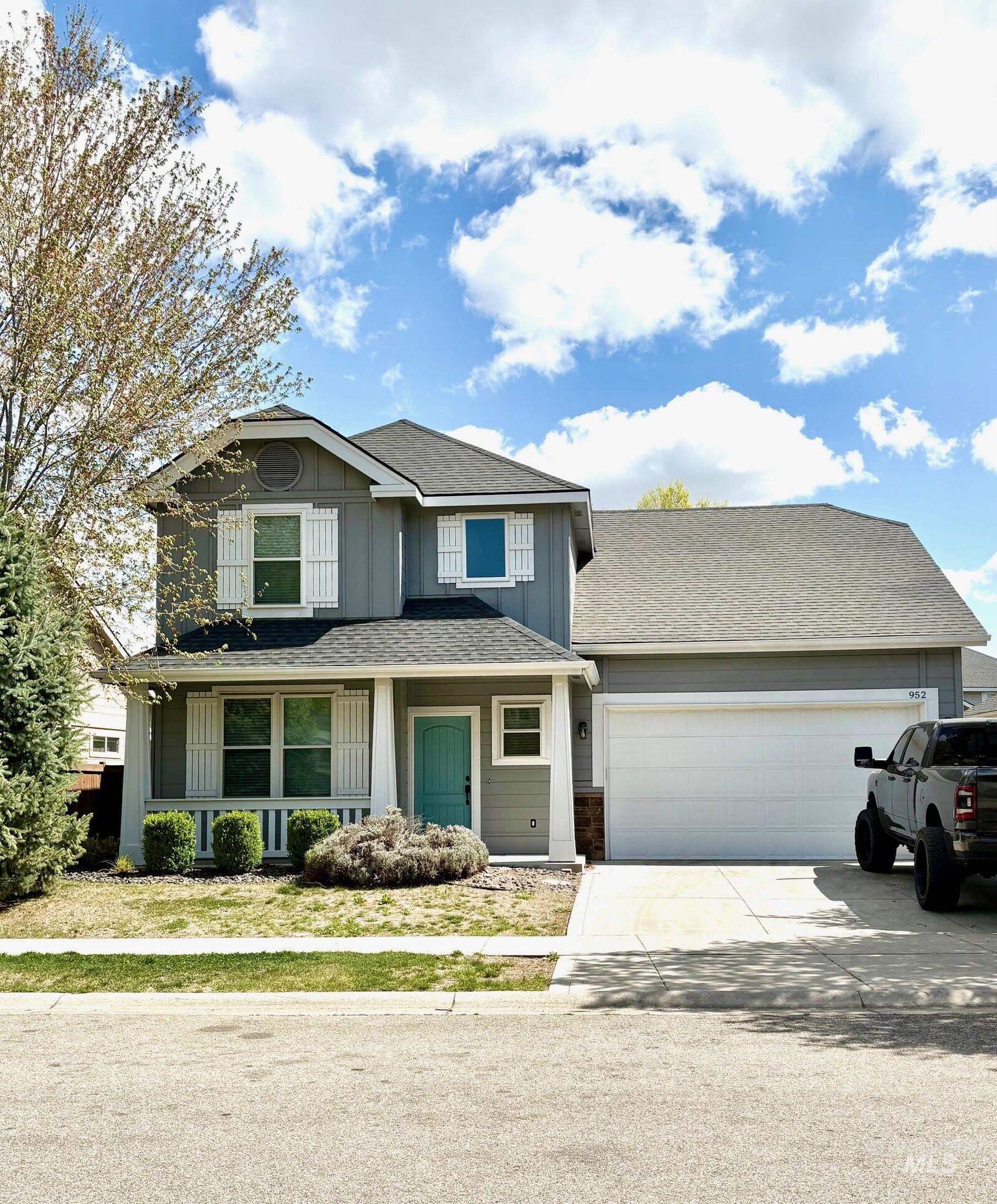 Property Photo: 952 W Cagney Dr ID 83646