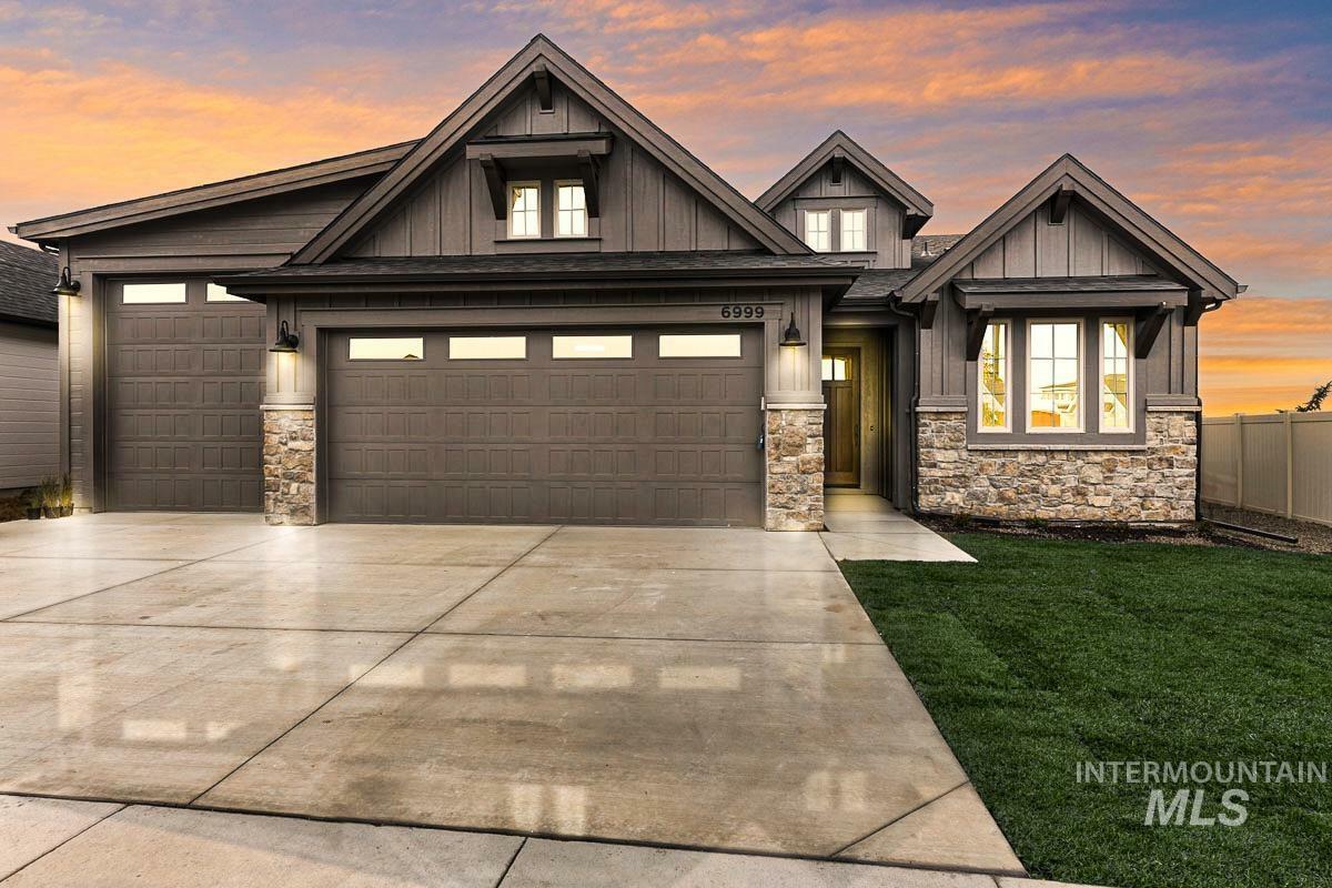 Property Photo: 7036 S Tindaris Ave. ID 83642