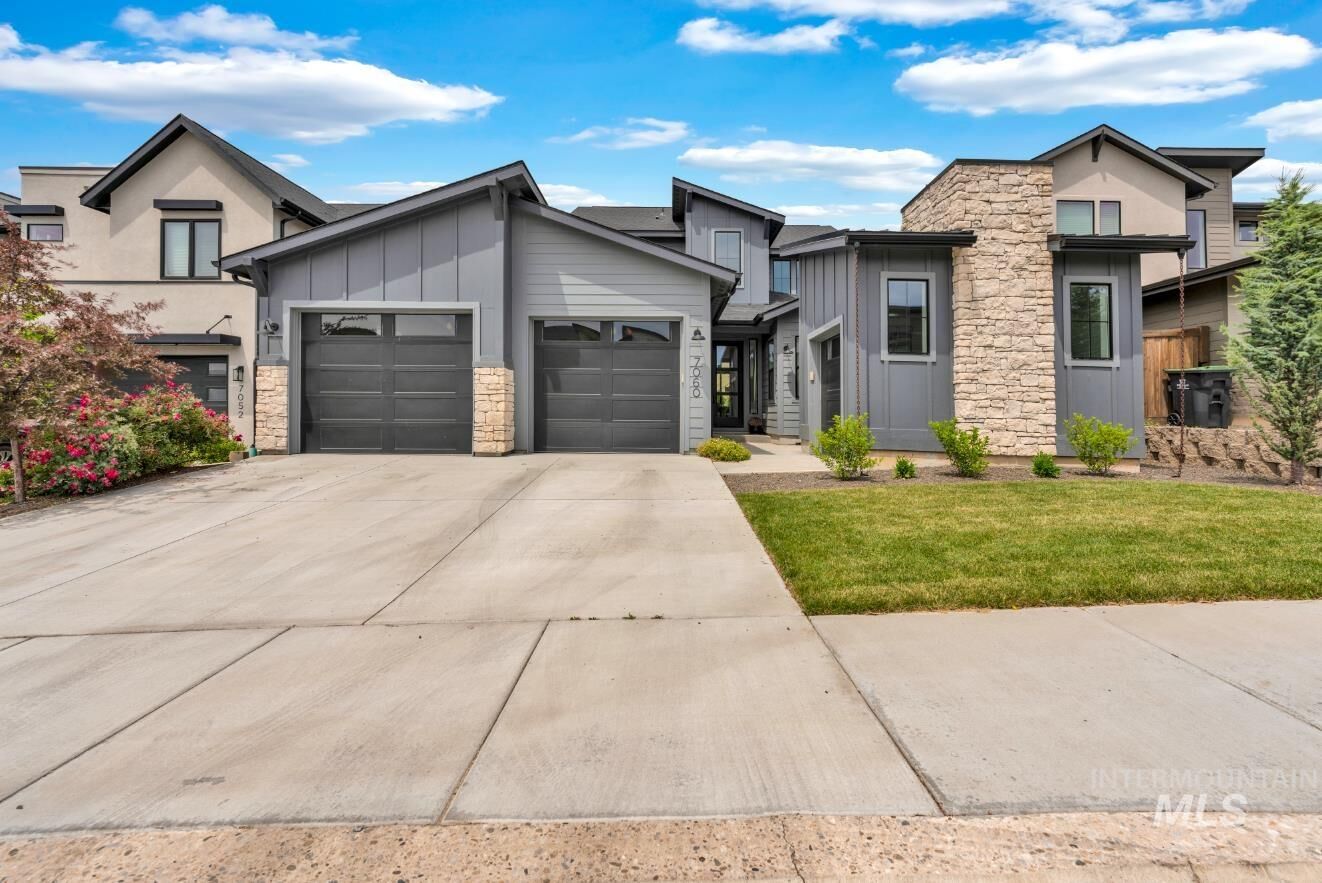 Property Photo:  7060 E La Cuesta Street  ID 83716 