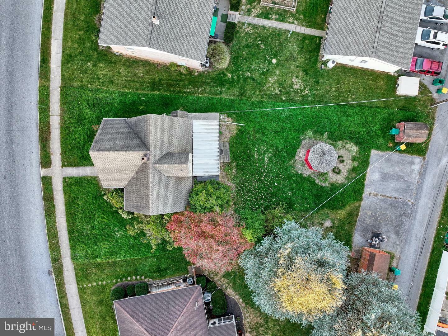580 W Areba Avenue  Hershey PA 17033 photo