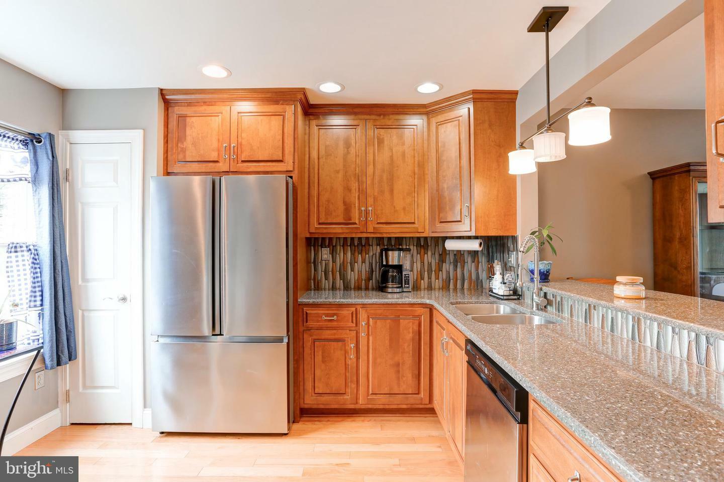 Property Photo: 202 Spruce Court PA 17003