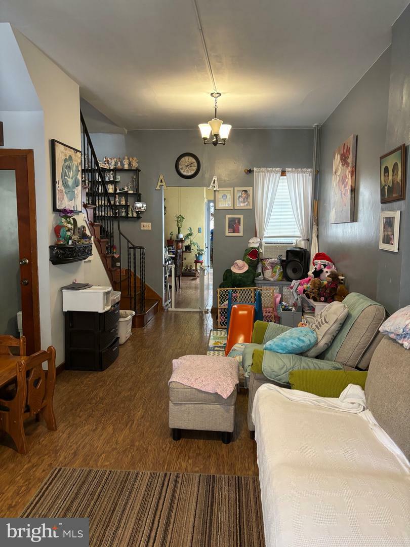 Property Photo: 417 S 10th Street PA 19602