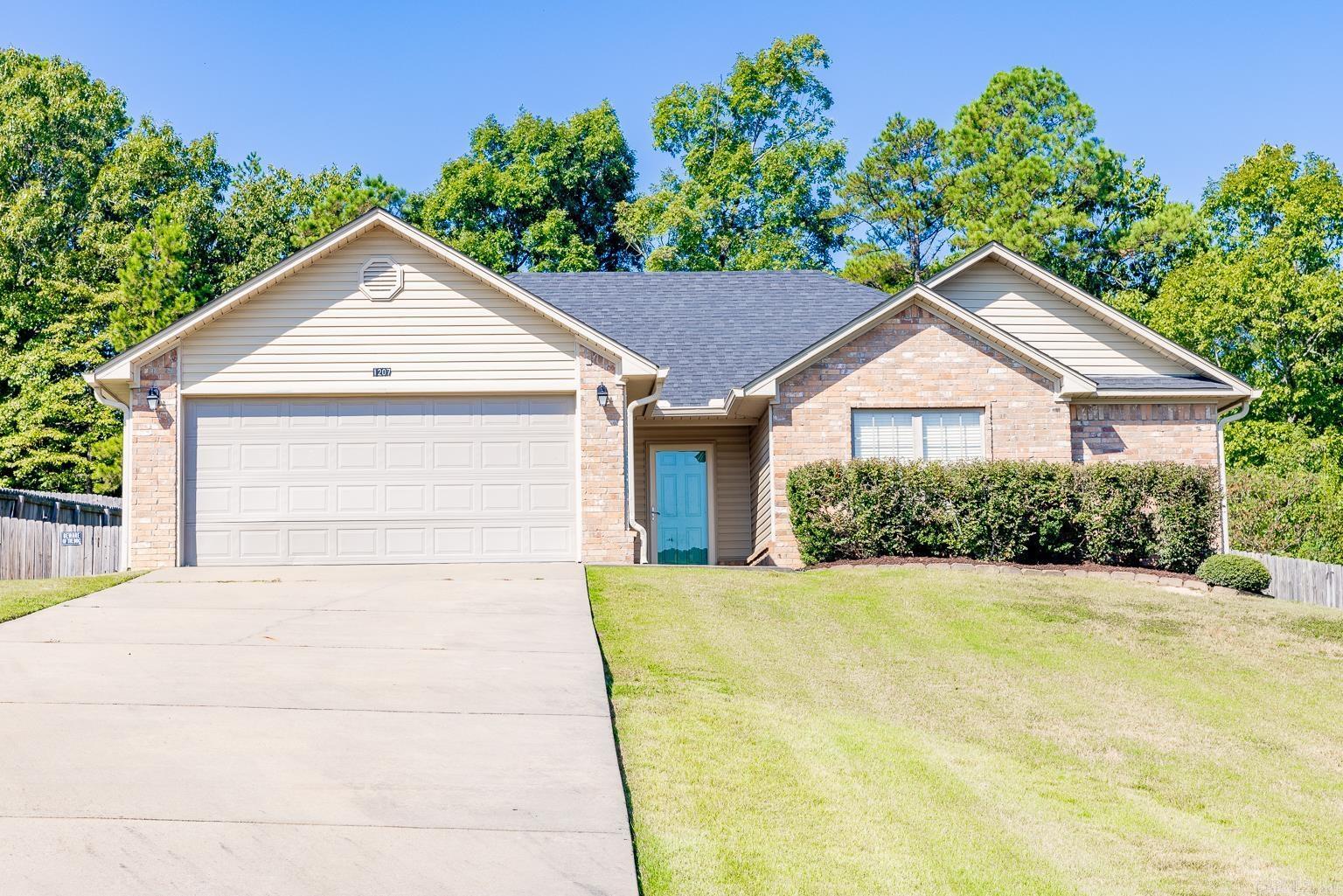 Property Photo: 1207 Samuel Adams Cove AR 72019
