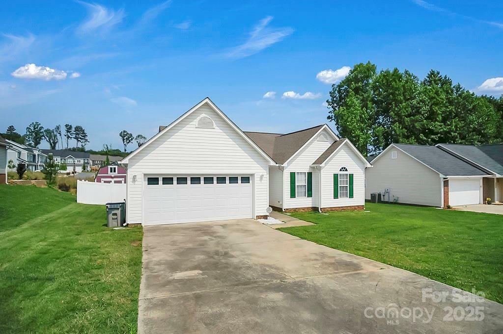 Property Photo: 2467 Hawk Ridge Drive NC 28056