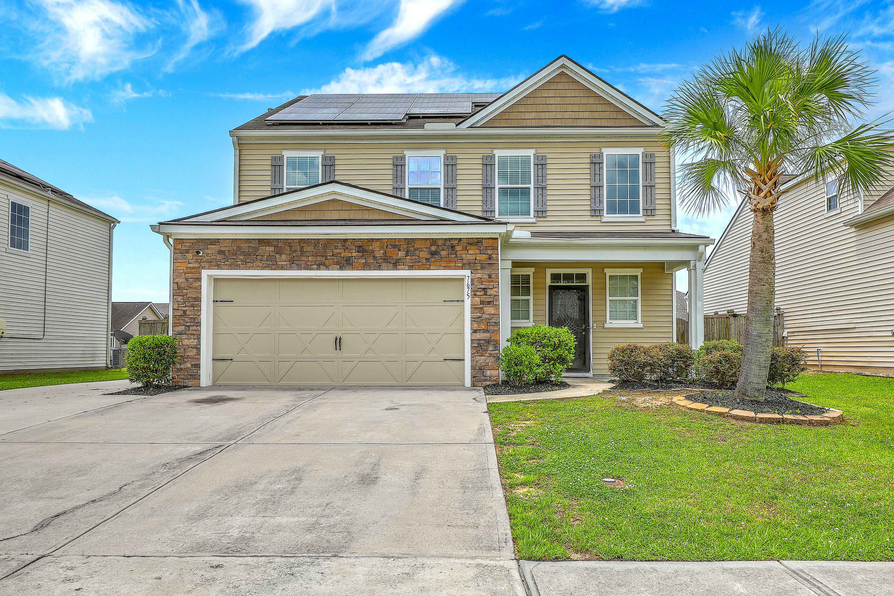 Property Photo: 7675 High Maple Circle SC 29418