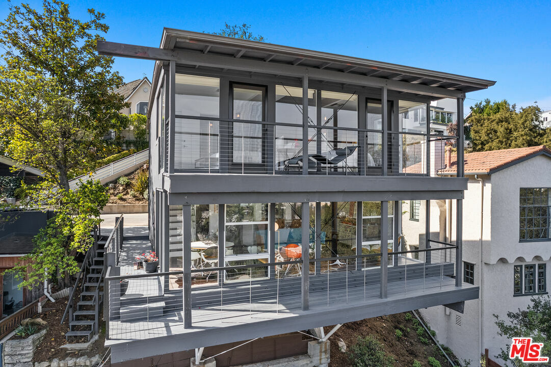 3464 Troy Dr  Los Angeles CA 90068 photo