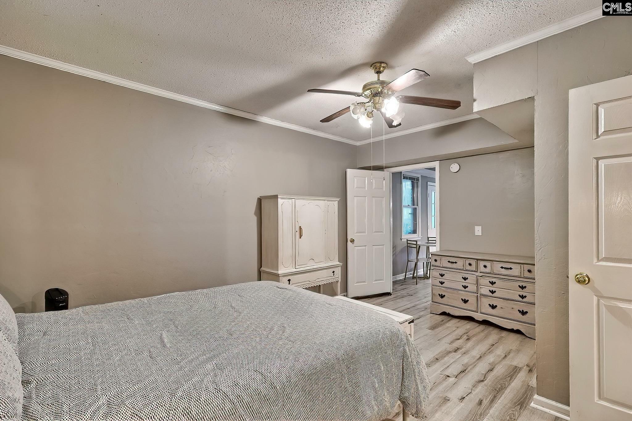 103 Silver Lake  Columbia SC 29212-2428 photo