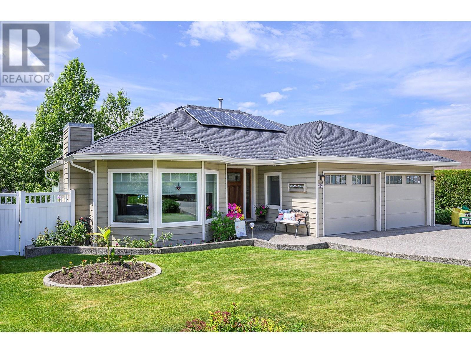 Property Photo:  636 Robson Drive  BC V2E 2B7 
