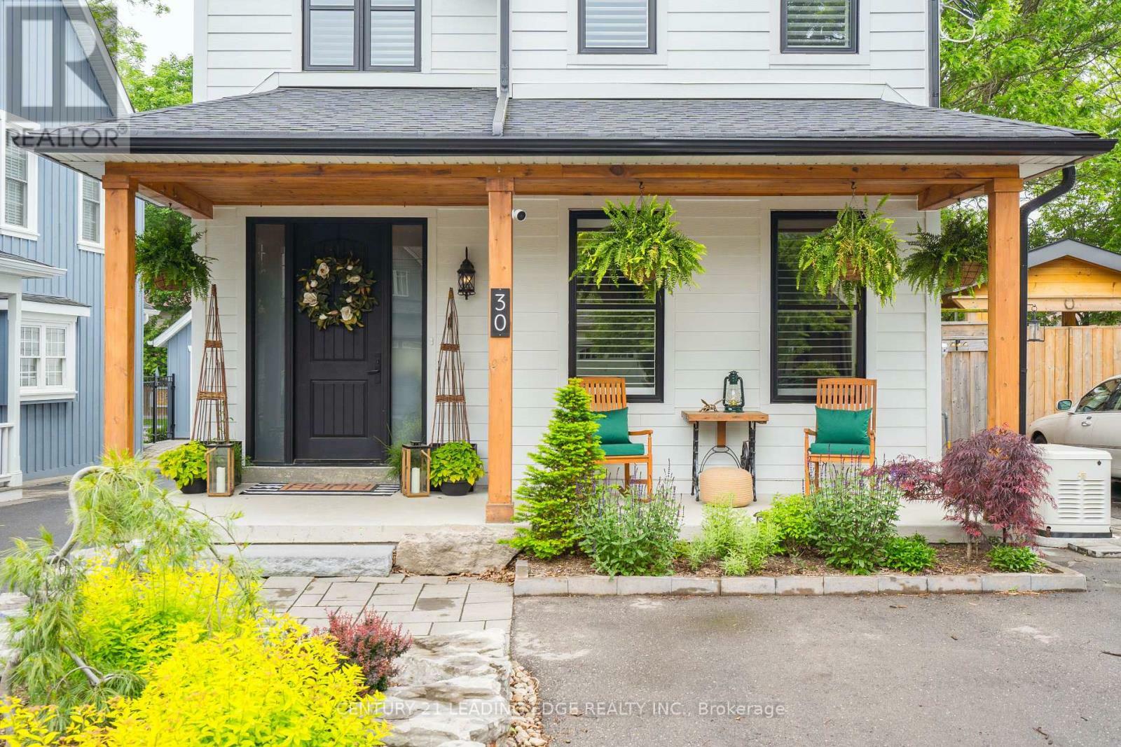 Property Photo: 30 Victoria Street ON L4A 3R7