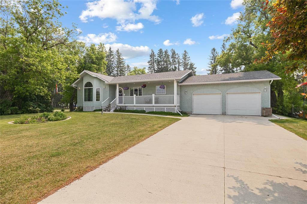 Property Photo: 6011 Pr236 Highway MB R0C 0H0