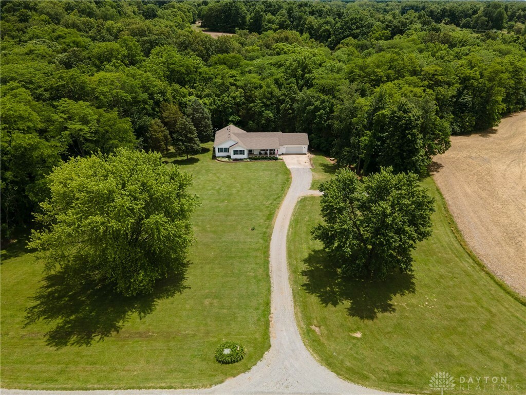 Property Photo: 5182 Middleboro Road OH 45152