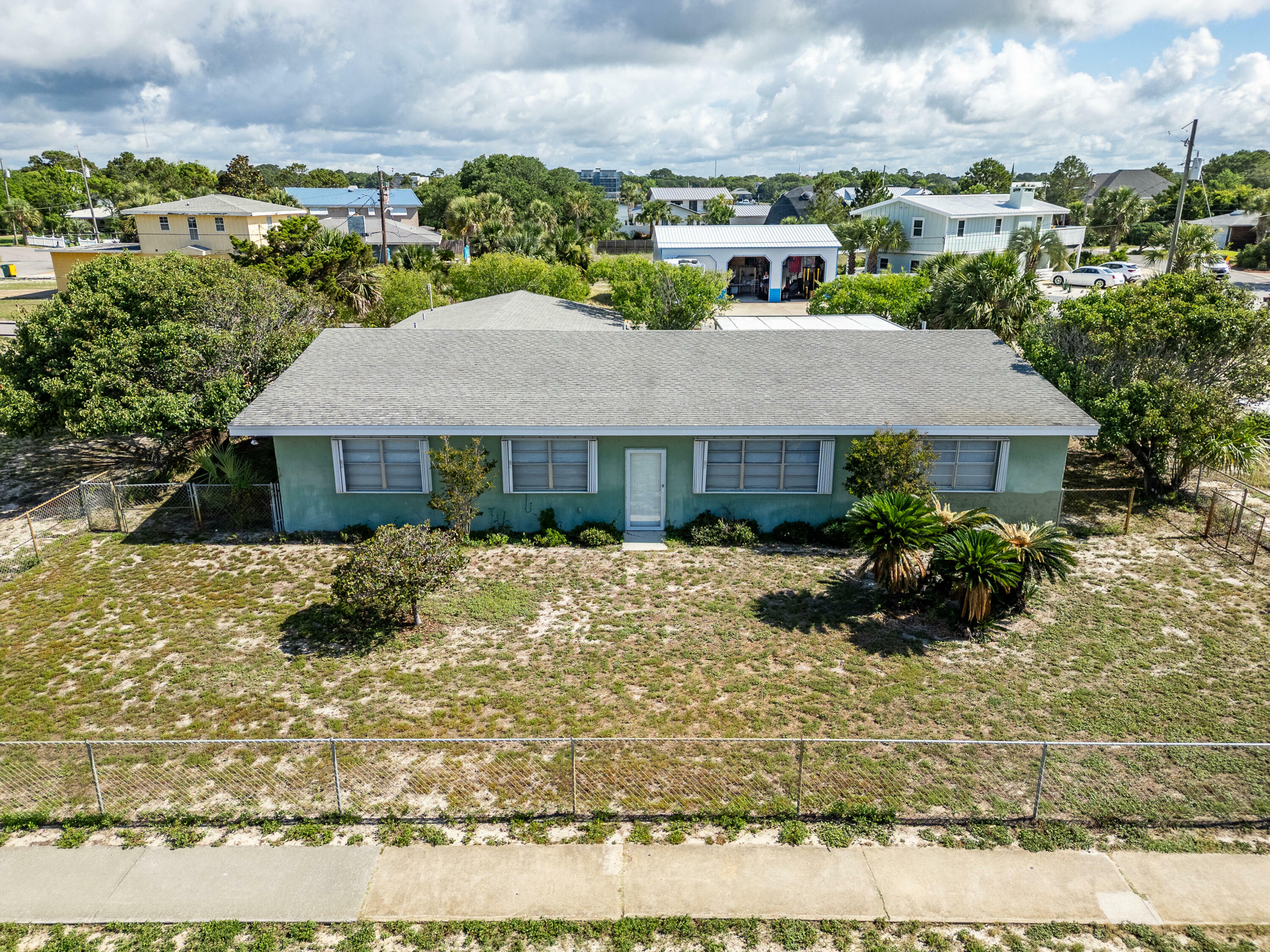 Property Photo: 502 Dory Avenue FL 32548
