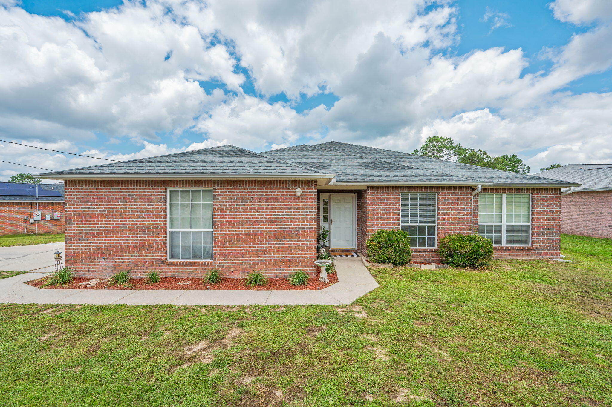 Property Photo: 488 Jillian Drive FL 32536