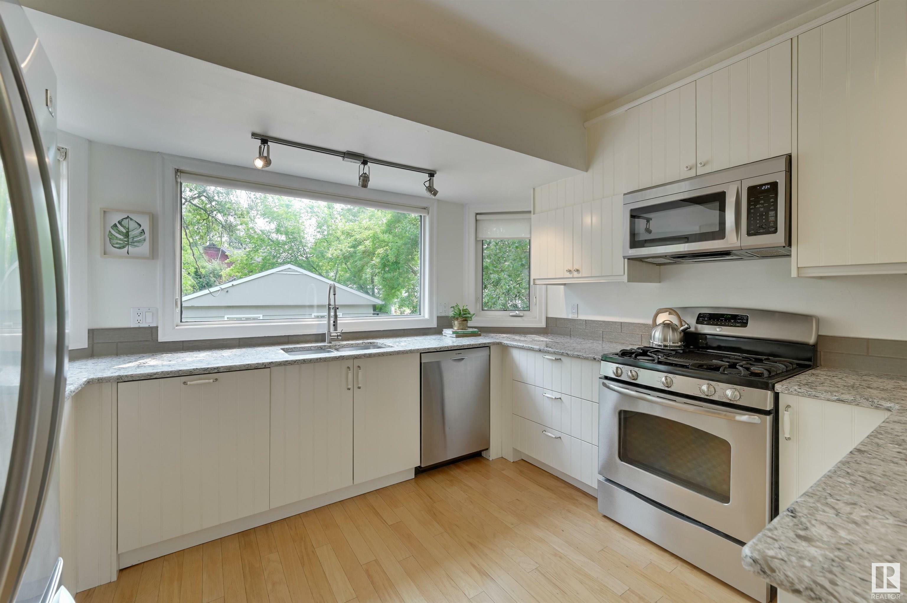 Property Photo: 10941 75 Avenue NW AB T6G 0G8