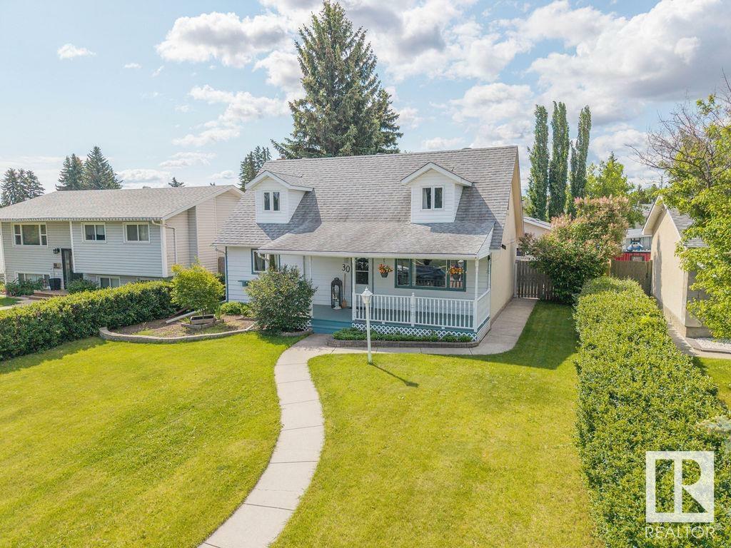 Property Photo: 30 Beverly Avenue AB T7X 1H6