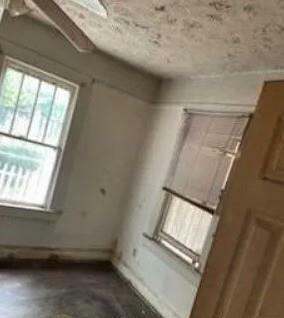 Property Photo:  901 Mayson Turner Road NW  GA 30314 